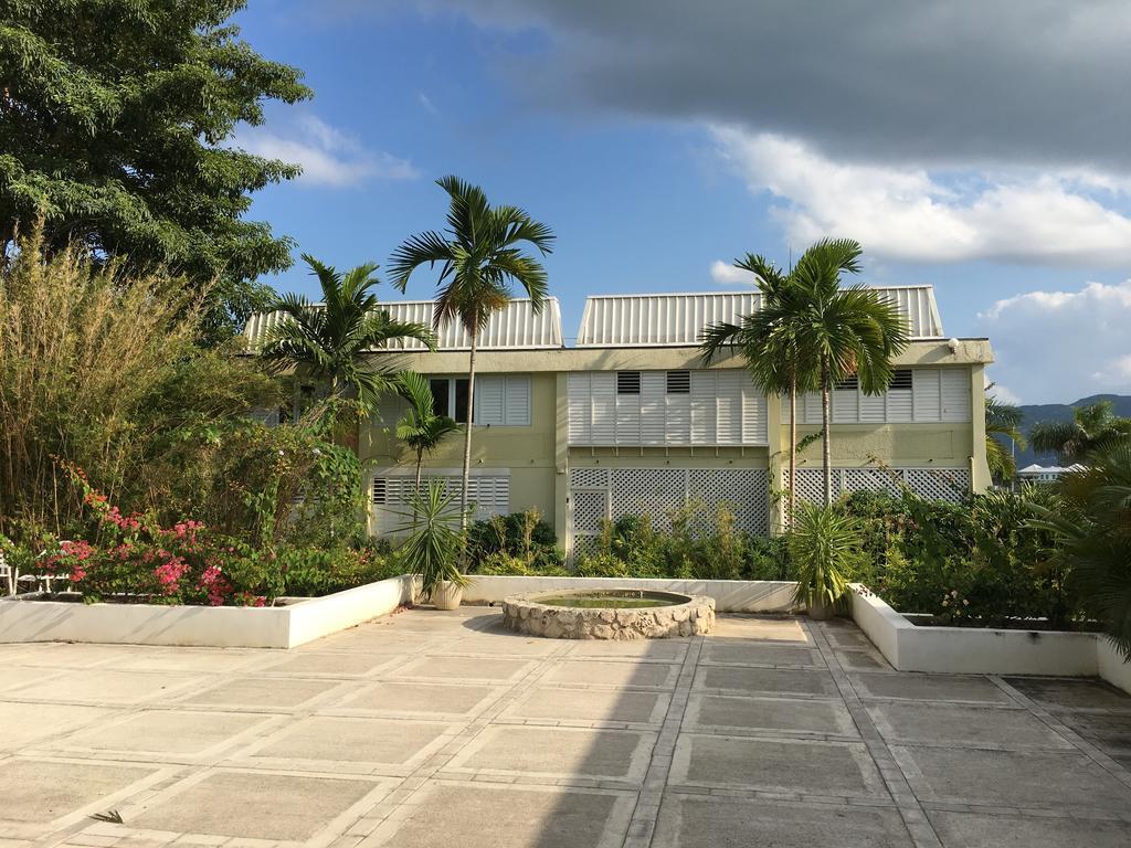 Apartmán Anna'S Joye Seawind - Freeport, Montego Bay Exteriér fotografie
