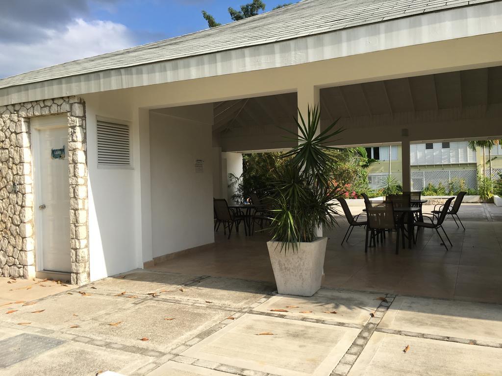 Apartmán Anna'S Joye Seawind - Freeport, Montego Bay Exteriér fotografie