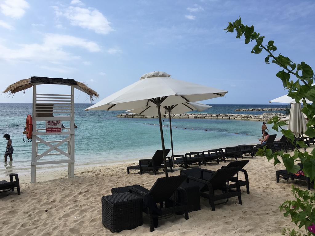 Apartmán Anna'S Joye Seawind - Freeport, Montego Bay Exteriér fotografie
